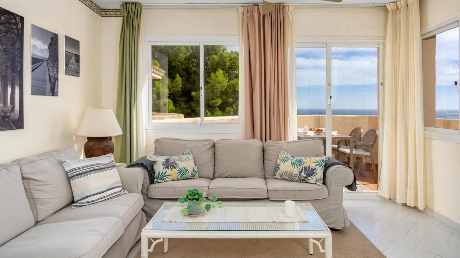 Tranquil Sea View Haven: 2Br With Terracepool Apartment Mijas